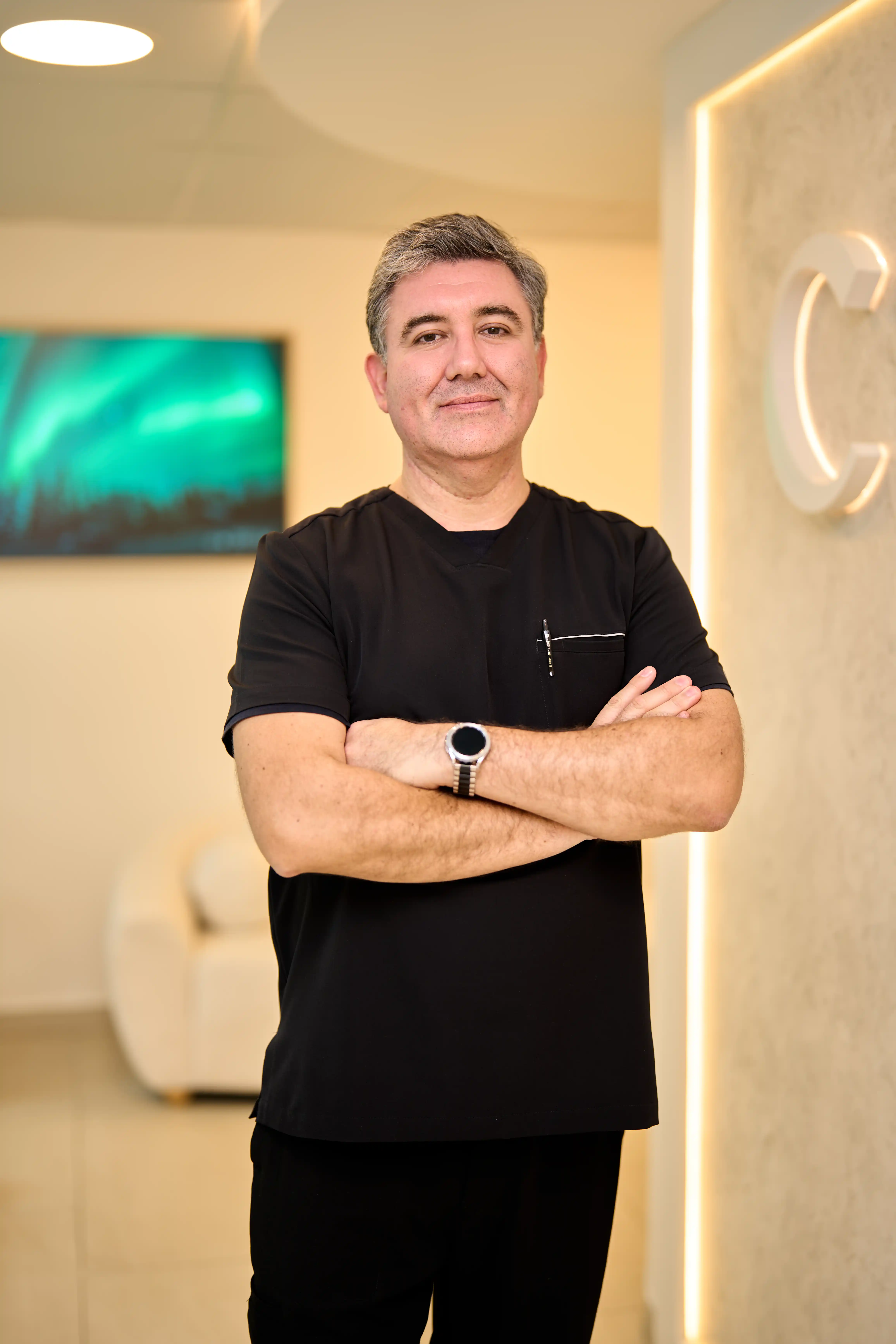 Dr. Frank Ulloa Carrasco, Urólogo en Clínica CIALO, Los Ángeles