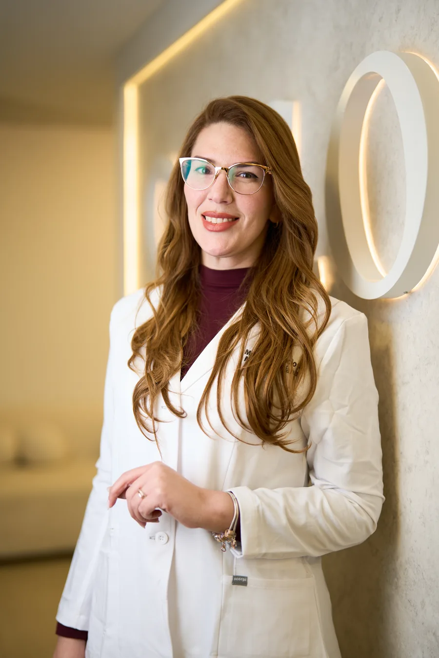 Dra. Mauriluz Atencio Cardozo, Médica Cirujana en Clínica CIALO, Los Ángeles